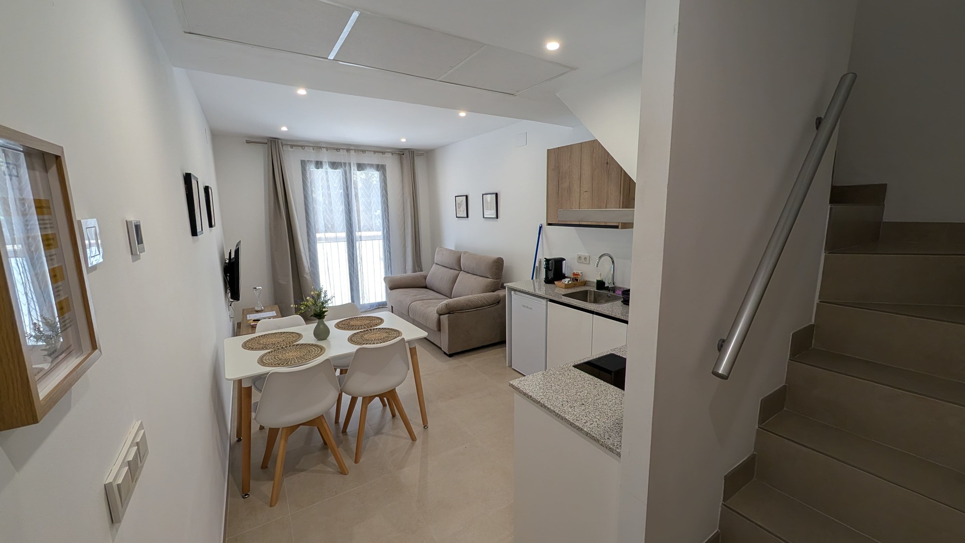 varwwwvhostsaviratodesign comapartamentosgrancapitan com aviratodesign comwp contentuploads jpg