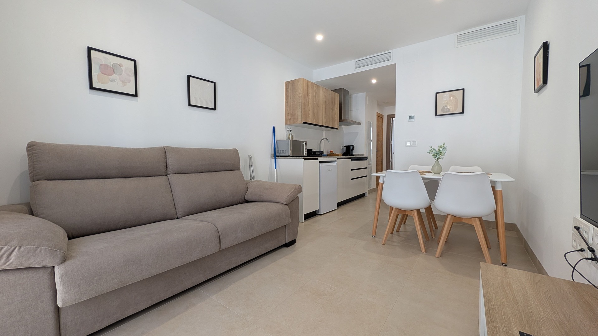 varwwwvhostsaviratodesign comapartamentosgrancapitan com aviratodesign comwp contentuploads jpg